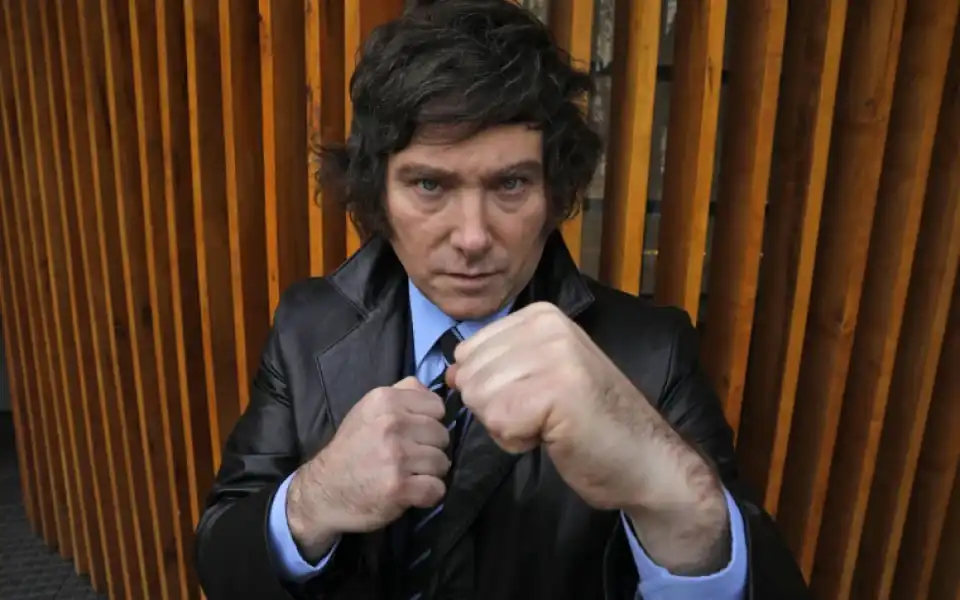 When will Argentina dollarize its economy?